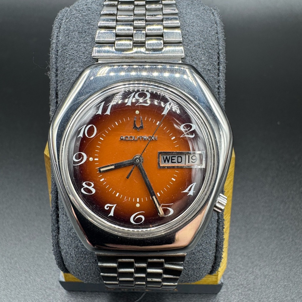 1972 Bulova Accutron 218 Men’s Watch “Coffin Case” Serviced Running